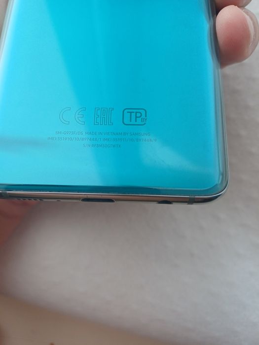 самсунг с10. вьетнам.