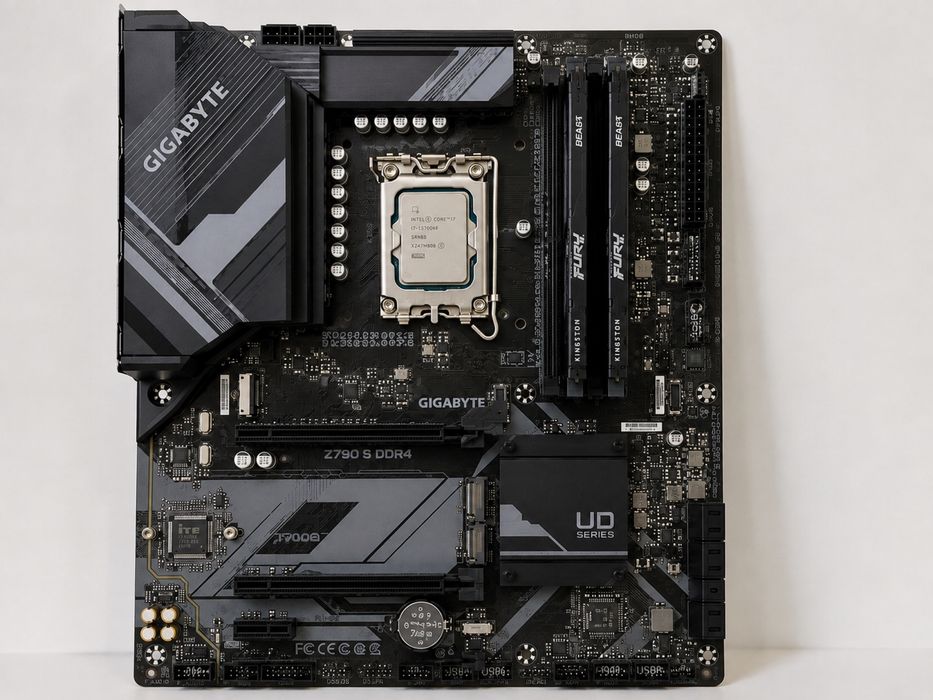 продам i7 13700kf z790