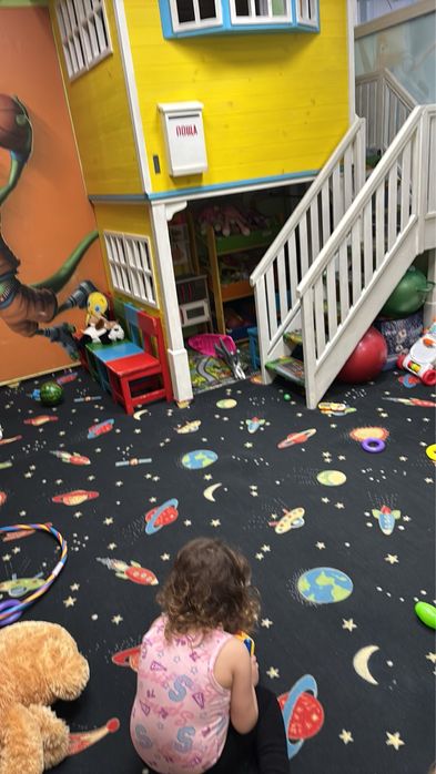 Дрехи и играчки „Пав Патрол“ – използвани, запазени и обичани