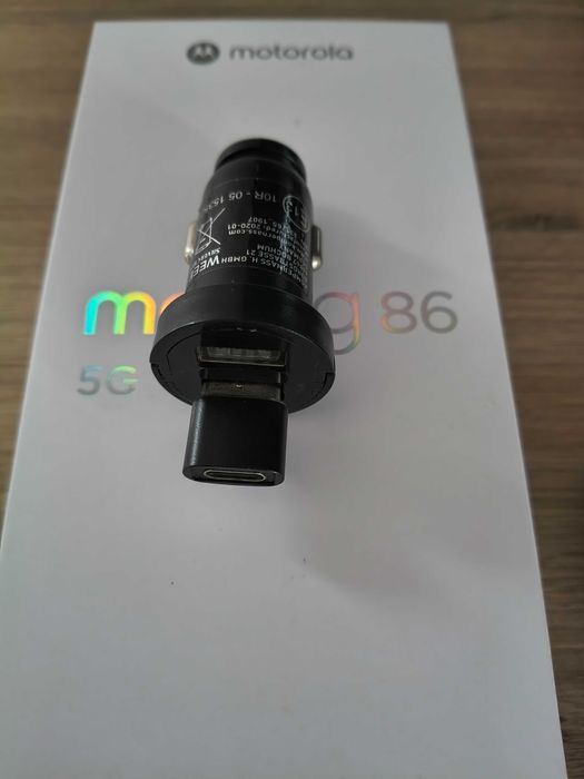 adaptor incarcare auto USB + adaptor USB C