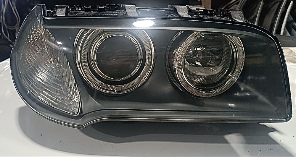 Фары БМВ Х3 Е83.