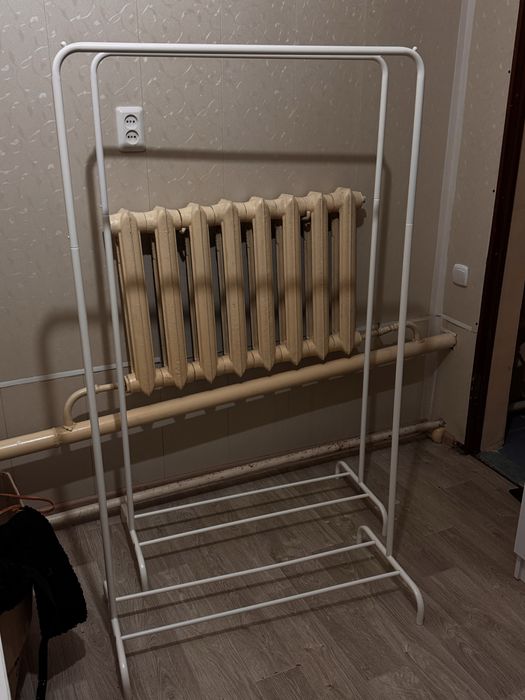 Продам стойки для одежды
