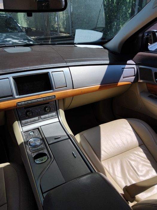 Vând Jaguar XF, an 2010,