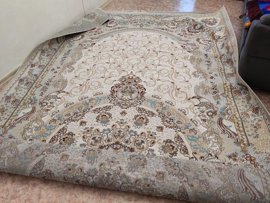 Ковёр размер 5 на 2,5 мтр