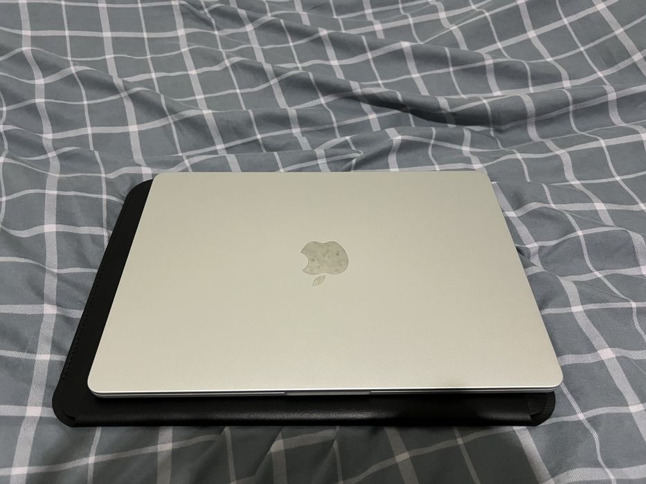 Macbook air m4 16/256