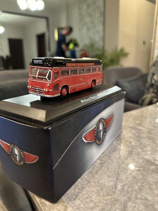 Колекционерски камиончета и автобуси