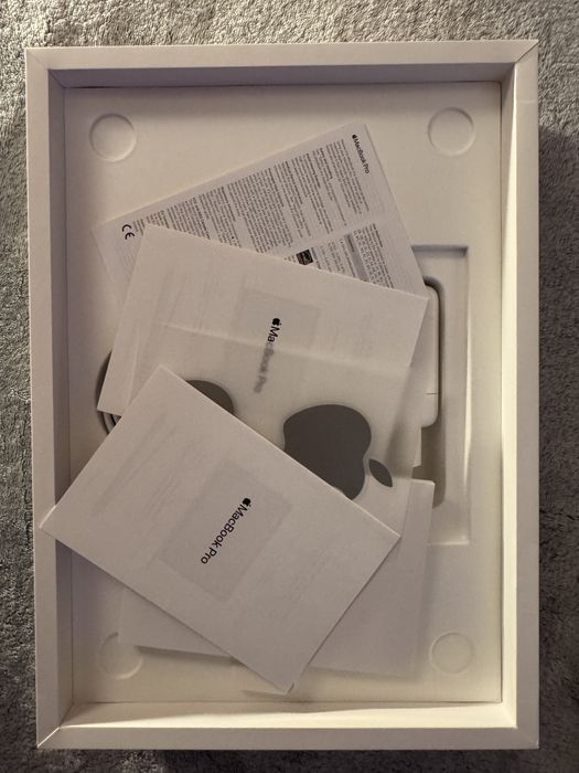 MacBook Pro 13” Touch Bar 2020, 256Gb