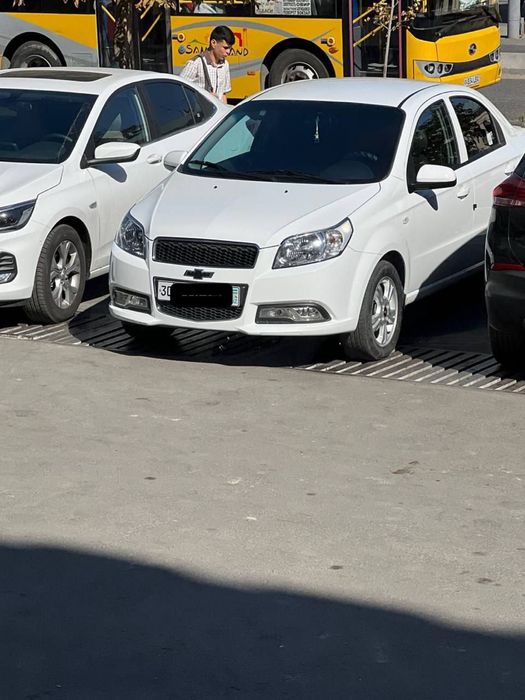 Продается нексия 3 в отличном сотстояние