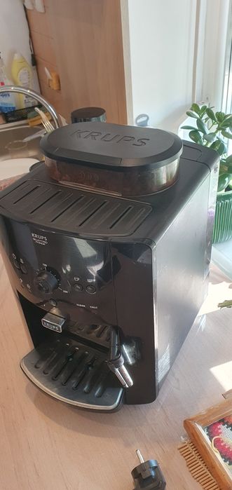 Expresor automat Krups