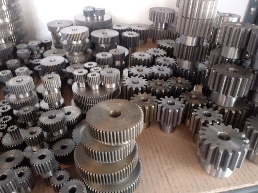 модулни зъбни колела с прави зъби