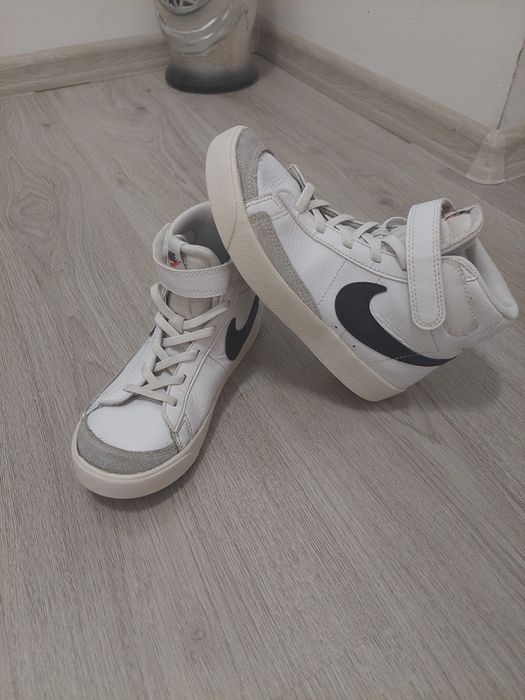 Кецове Найк 33н. с подарък