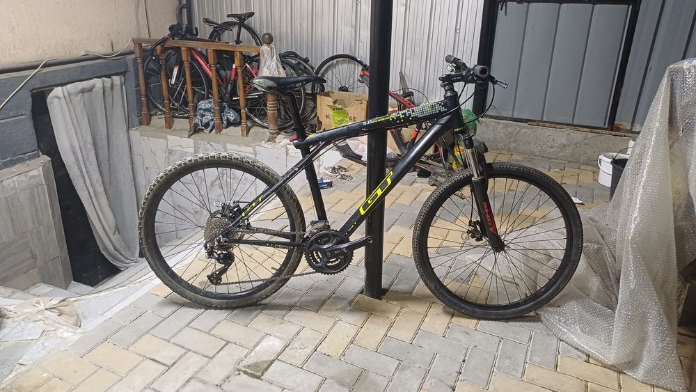 Продам велосипед gt avalanche 3.0