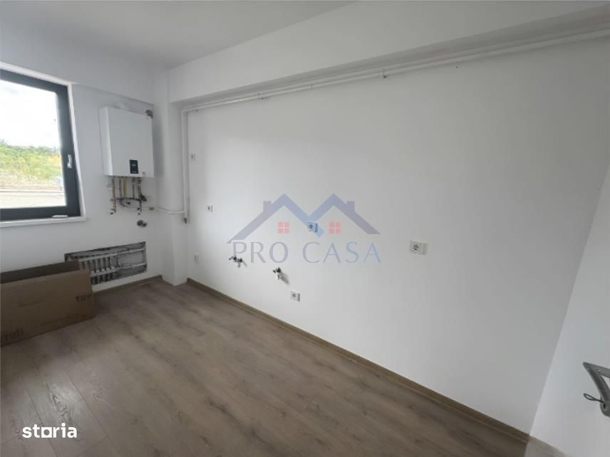 Apartament 3 camere, bloc nou, Cetate, bucatarie separata