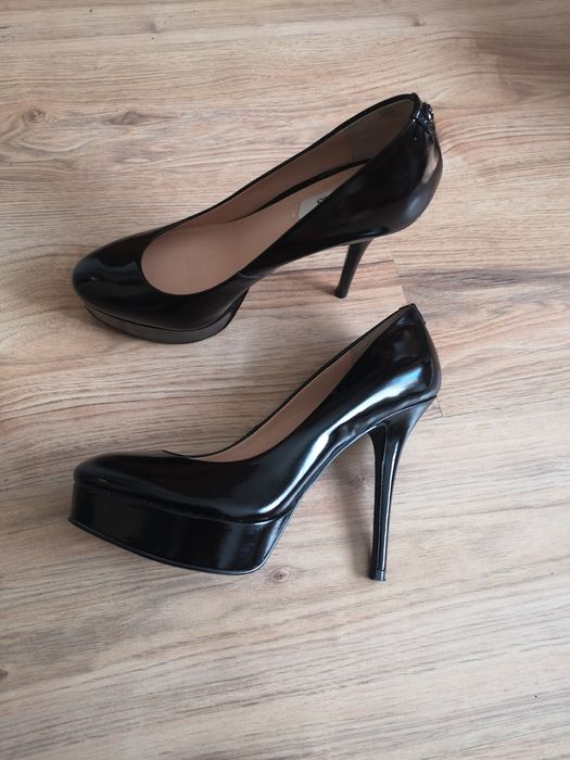 Guess обувки, боти