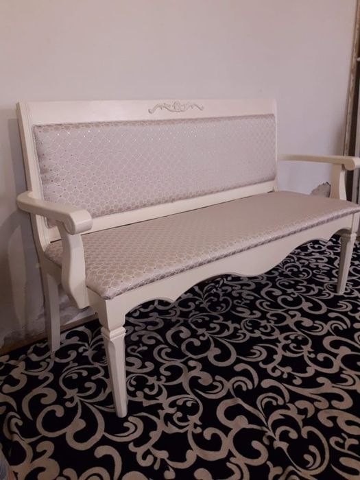 Банкетка сатылады