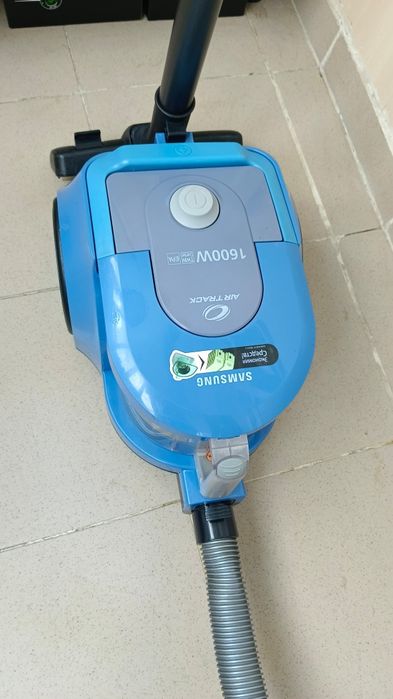 Пылесос Samsung 1600w