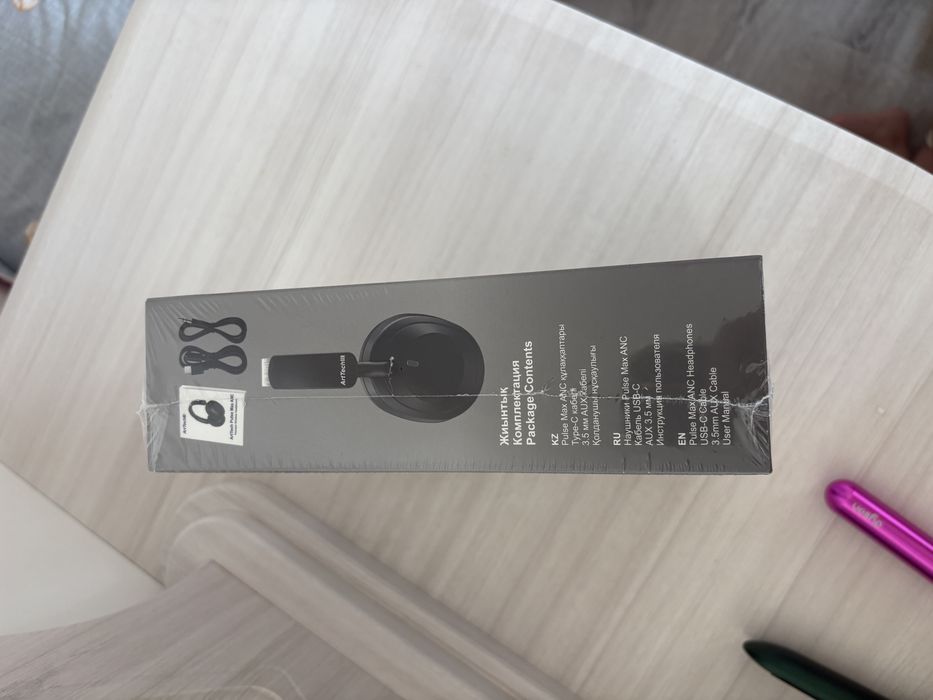 Продам наушники большие черные