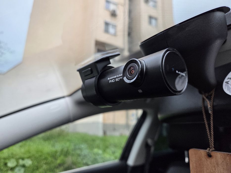 Видеорегистратор Blackvue DR750S 2ch