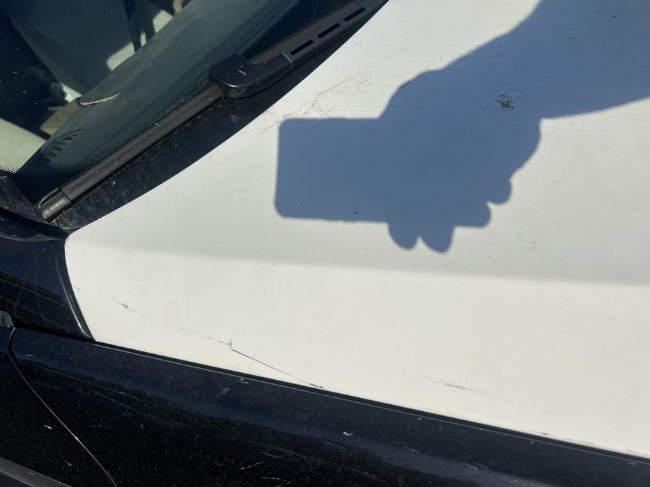 Бмв bmw e90 e91 фейсов капак преден бял