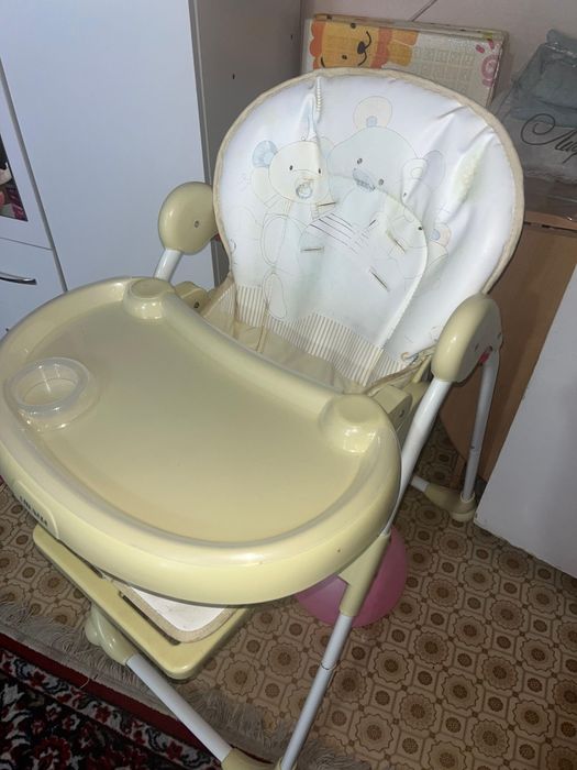 Детский стульчик для кормления
