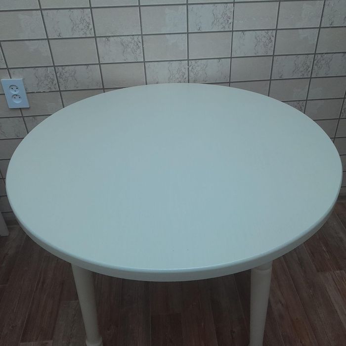 Продам стол хорошего качества