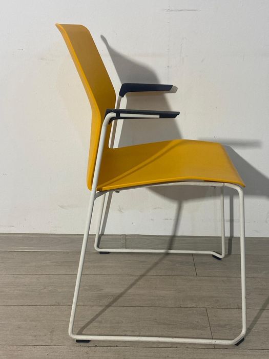 11 Buc. Scaun tip Scoică Sală de Mese