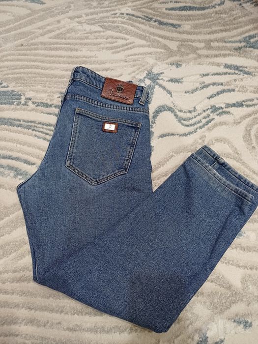 Срочно!!! Продам женские джинсы, 28р.