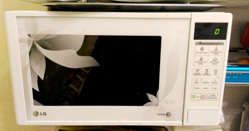 Продам микровалновую печь