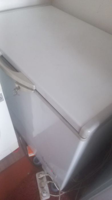 Продам ларь морозильную