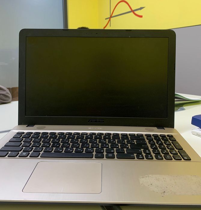 продом Ноутбук Asus