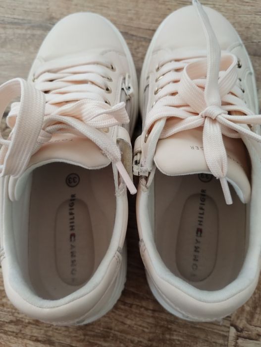 Adidași Tommy Hilfiger