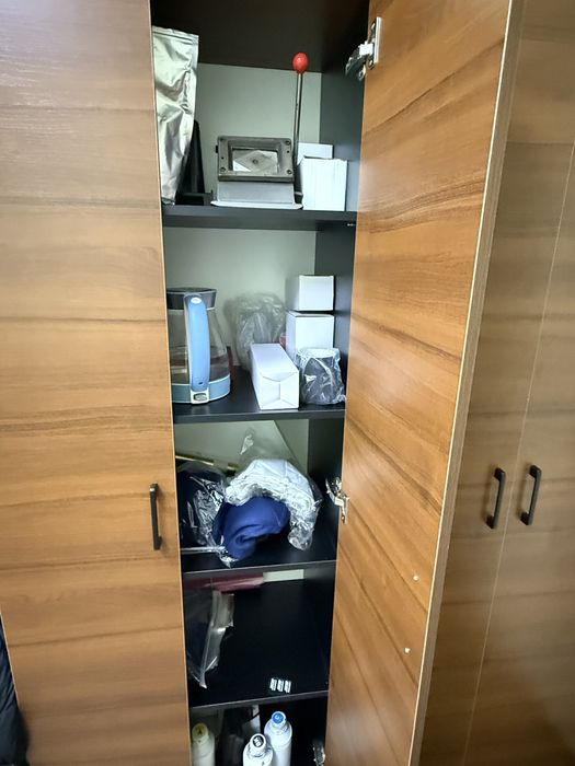 Офисный шкаф