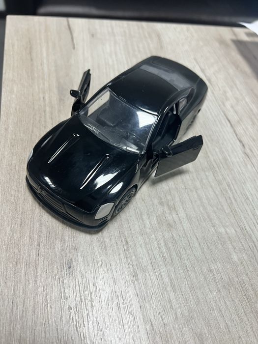 Продам машину игрушечная