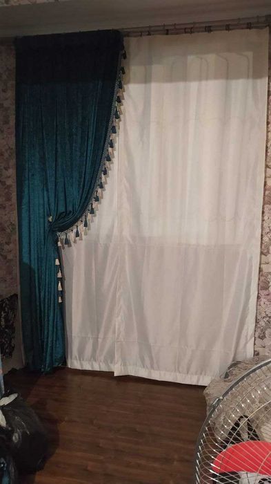Продаются НОВЫЕ готовые красивые шторы с бахромой