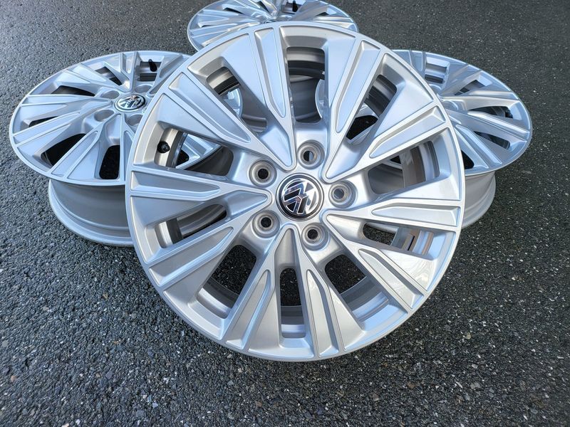 17цола Vw Фолксваген Мултиван Volkswagen Multivan 5x120 Оригинални
