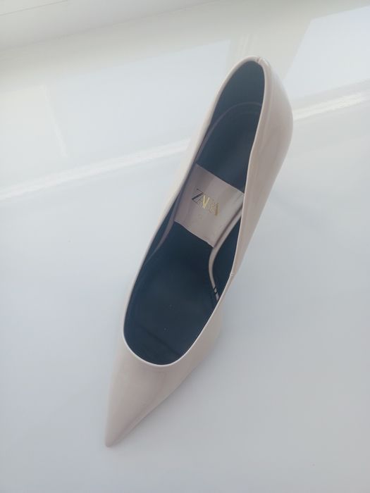 Новые туфли ZARA