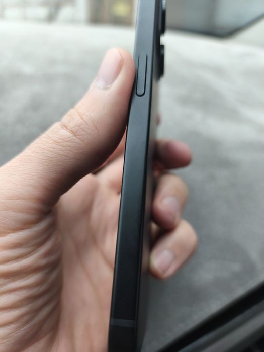 Айфон 15 продам в идеальном состоянии.