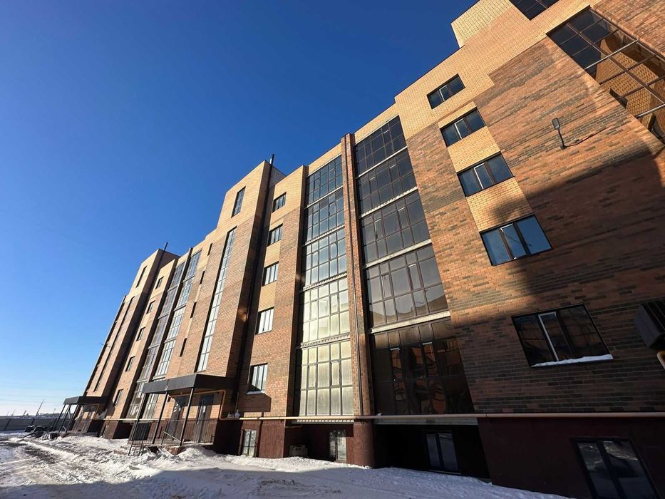 Продам 3х комн кв  ниже рынка Батыс черновая