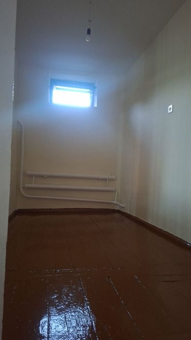 Срочно уй сотилади.