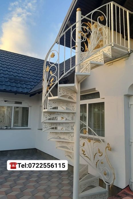 Scări Spirală interioare  / exterioare