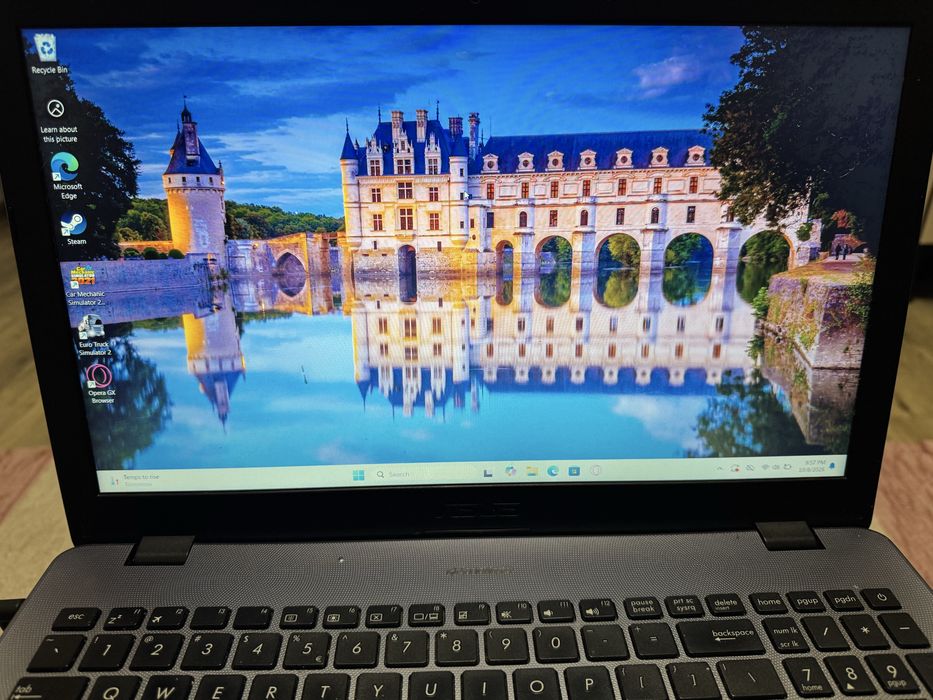 Laptop Asus F542-UN