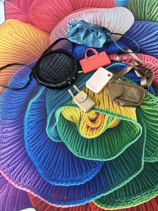 Продам все за 5000 тенге