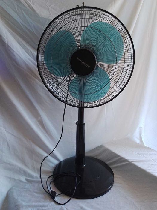 Ventilator Classic Rowenta VU1950F0 3 trepte viteza grila de protectie