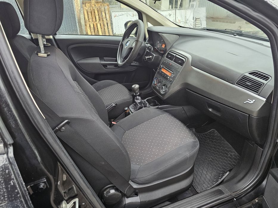 Fiat Punto 2007 benzină, 2.500 € — imagine 5
