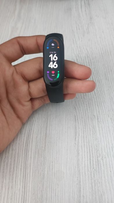 XIAOMI band 6 почти новый
