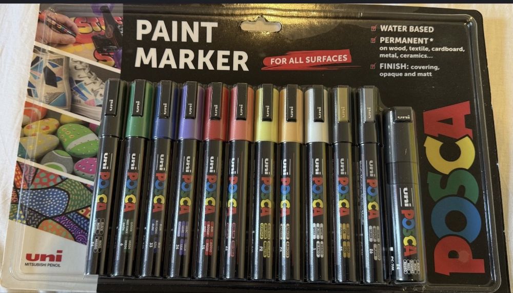 Paint marker posca