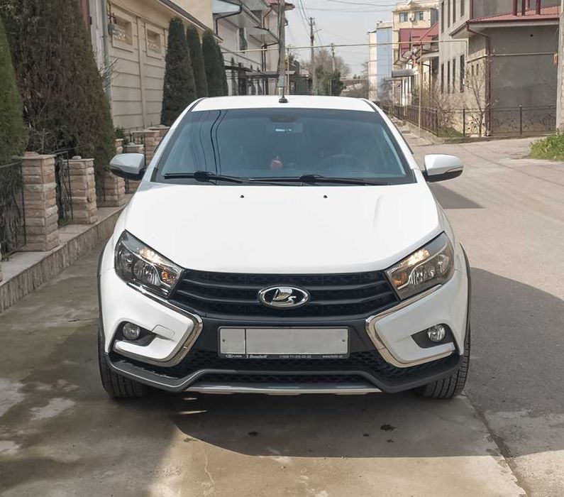 Lada Vesta Sedan Cross