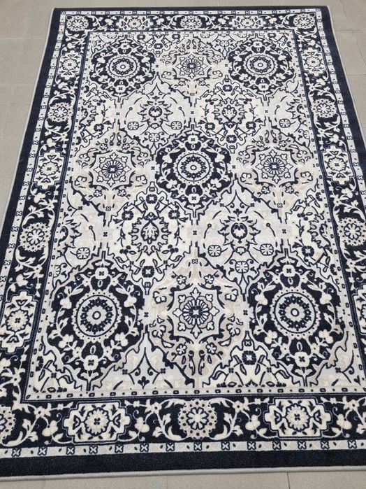 Килими по 30лв Броя Доставката с опция преглед с еконт.