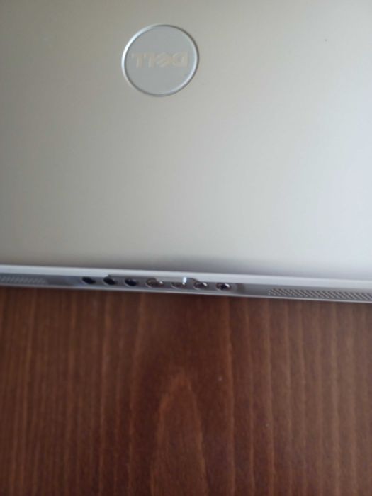 Лаптопи DELL ipsilon 6000  и DELLE 1505 за части