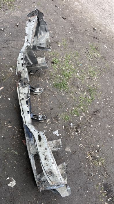 Мерседес 124 телевизор